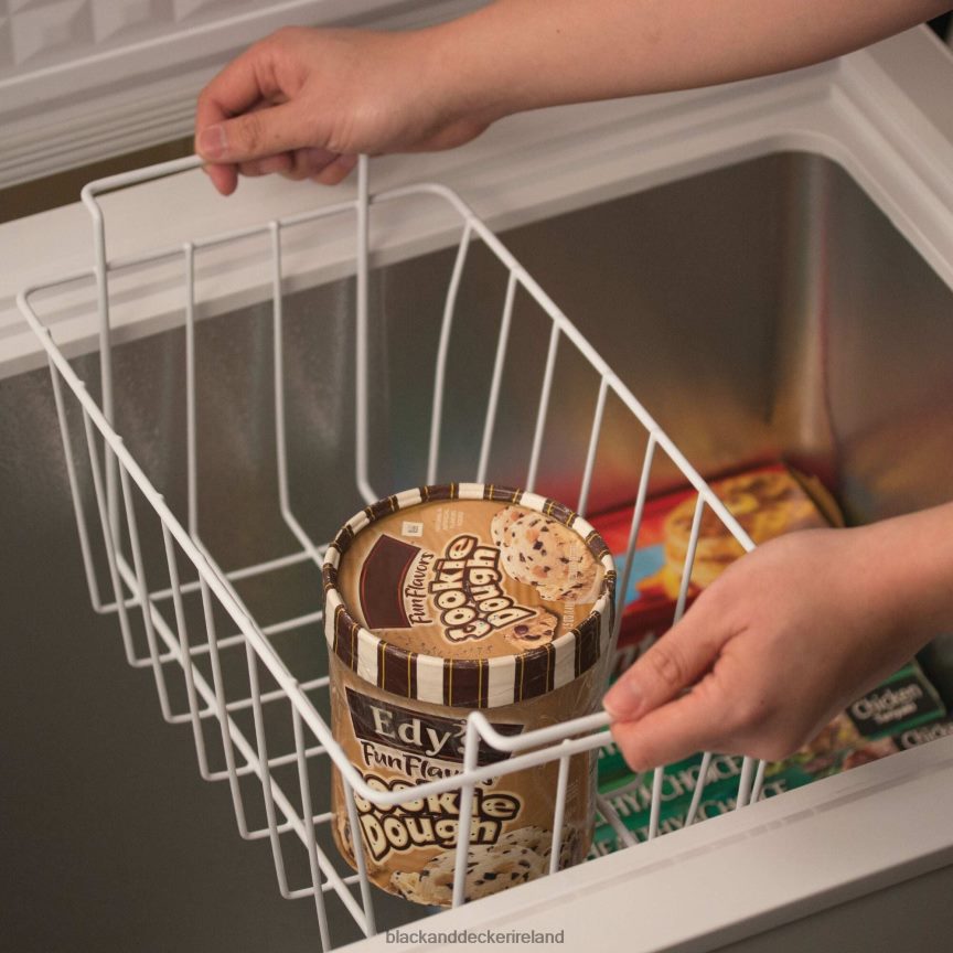 BLACK+DECKER 3.5 Cu. Ft. Chest Freezer 2TNNR2299 Kitchen BLACK+DECKER 3.5 Cu. Ft. Chest Freezer 2TNNR2299 Kitchen